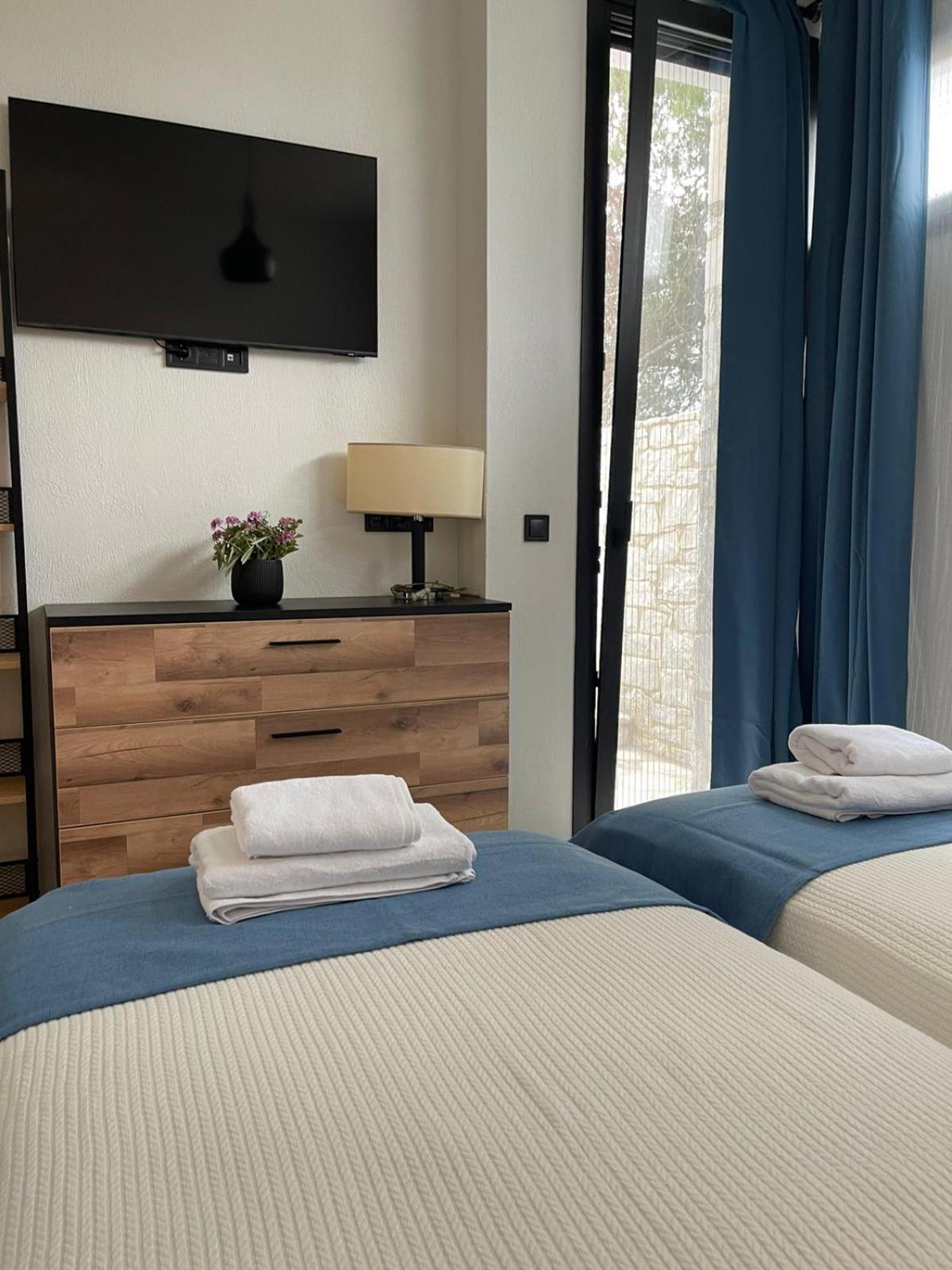 Allure Luxury Villas 3&4 Serenity Retreat Moni Evaggelistrias Exterior foto